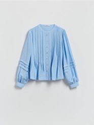 Wiskozowa koszula - jasnoniebieski. Niebieskie koszule Reserved, l, bez wzorów, z wiskozy, bez kołnierzyka, bez ramiączek. Za 119.99 zł.