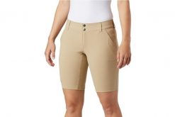 Szorty sportowe Columbia Saturday Trail™ Brązowy. Brązowe szorty sportowe Columbia, bez wzorów, z materiału, trekkingowe. Za 179.99 zł.