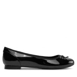 Baleriny Clarks. Czarne baleriny Clarks, bez wzorów, bez obcasa, bez zapięcia. Za 149.99 zł.