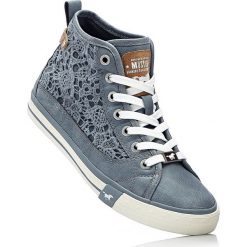 Sneakersy Mustang bonprix niebieskoszary. Niebieskie buty sportowe lifestyle marki bonprix, w koronkowe wzory, z koronki, sportowe. Za 199.99 zł.