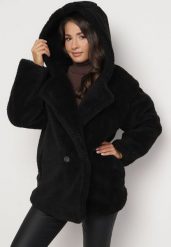 Czarna Futrzana Kurtka Teddy z Kapturem Zapinana na Guziki Kejavia. Czarne kurtki Born2be, l, bez wzorów, z futra, eleganckie, z kapturem. W wyprzedaży za 206.49 zł.