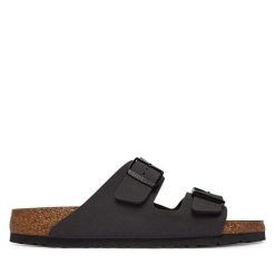 Klapki Birkenstock. Szare klapki Birkenstock, bez wzorów, bez obcasa, bez zapięcia. Za 399.99 zł.