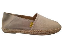 Buty Espadryle Unisex. Brązowe espadryle PACIFIQUE SUD, bez wzorów, z materiału, bez obcasa. Za 252.50 zł.