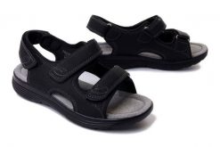 WOJTYŁKO 7S23808C czarny, sandały damskie. Czarne sandały Wojtyłko, bez wzorów, bez obcasa, bez zapięcia. Za 158.90 zł.