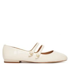 Baleriny Coach. Białe baleriny Coach, bez wzorów, bez obcasa, bez zapięcia. Za 569.99 zł.