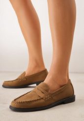 Jasnobrązowe Mokasyny VICES ze Skórzaną Wkładką Ozdobione Przeszyciami Nicogeus. Brązowe mokasyny Born2be, bez wzorów, z jeansu. Za 89.99 zł.