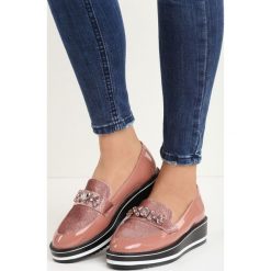 Różowe Mokasyny Footcloth. Mokasyny marki Kazar. Za 69.99 zł.