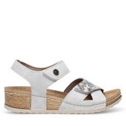 Sandały Inblu. Brązowe sandały Inblu, bez wzorów, bez obcasa, na płaskiej podeszwie, bez zapięcia. Za 129.99 zł.