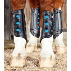 Buty przednie dla koni Premier Equine Super Lite Carbon Tech. Czarne buty treningowe PREMIER EQUINE, bez wzorów, z elastanu, bez zapięcia, do jazdy konnej. Za 400.00 zł.