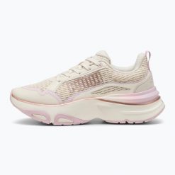Buty do biegania damskie PUMA Softride Divine Metal. Białe buty do biegania Puma, bez wzorów, bez zapięcia, do biegania. Za 249.99 zł.
