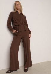 Brązowy Wiskozowy Komplet Asymetryczna Koszula i Spodnie z Kieszeniami Moneia. Brązowe koszule Born2be, l, bez wzorów, z wiskozy, eleganckie, z asymetrycznym kołnierzem, bez ramiączek. Za 159.99 zł.