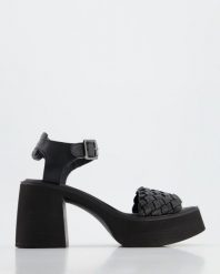 SANDAŁY DAMSKIE 44422Y655 BLACK. Czarne sandały Venezia, bez wzorów, ze skóry, bez obcasa, bez zapięcia. Za 299.00 zł.