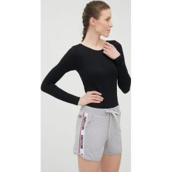 Moschino Underwear szorty piżamowe damskie kolor szary. Szare piżamy Moschino Underwear, m, bez wzorów, z dzianiny, bez kołnierzyka, bez ramiączek. W wyprzedaży za 309.99 zł.