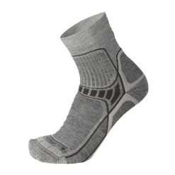 Skarpety trekkingowe Mico Light Weight X-Performance Hike Crew. Szare skarpetki Mico, bez wzorów. Za 74.99 zł.
