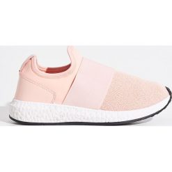 Buty sportowe - Różowy. Buty treningowe marki Sinsay. W wyprzedaży za 39.99 zł.