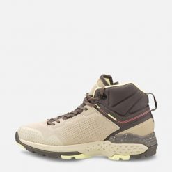 Buty turystyczne damskie Garmont Groove Mid G-Dry. Brązowe buty trekkingowe Garmont, bez zapięcia. W wyprzedaży za 359.00 zł.