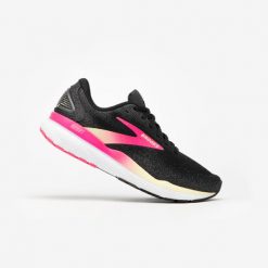 Buty do biegania damskie Brooks Ghost 16. Czarne buty do biegania Brooks, bez wzorów, z materiału, bez zapięcia, do biegania. Za 709.99 zł.