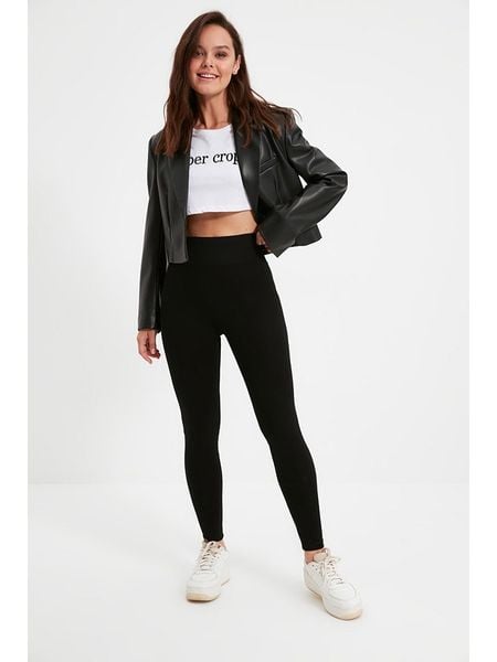 Trendyol Legginsy w kolorze czarnym rozmiar: XXS. Czarne legginsy Trendyol, bez wzorów. Za 41.59 zł.