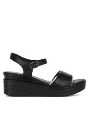 Lasocki Sandały ARC-208-02 Czarny. Czarne sandały Lasocki, bez wzorów, ze skóry, bez obcasa, na koturnie, bez zapięcia. Za 129.99 zł.