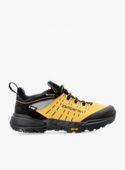 Buty niskie turystyczne damskie Zamberlan Circe GTX Short. Żółte buty trekkingowe Zamberlan, bez wzorów, z gore-texu, bez zapięcia, trekkingowe, gore-tex. Za 744.55 zł.