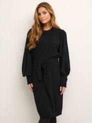 Kaffe Sukienka dzianinowa Kajees 10506961 Czarny Regular Fit. Czarne sukienki Kaffe, xs, bez wzorów, z dzianiny, bez kołnierzyka, bez ramiączek. Za 139.99 zł.