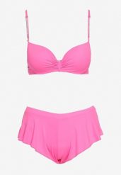 Różowe Bikini Góra z Regulowanymi Ramiączkami Ozdobionymi Cyrkoniami z Elastycznym Dołem w Zestawie Spodenki Kąpielowe z Gumką w Pasie Quilalia. Czerwone bikini Born2be, z aplikacjami. Za 129.99 zł.