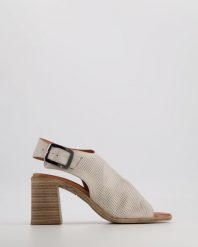 SANDAŁY NA OBCASIE 0030ALY018D L GR. Sandały Venezia, bez wzorów, ze skóry, bez obcasa, na obcasie, bez zapięcia. Za 239.00 zł.