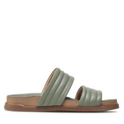 Klapki Nessi. Zielone klapki Nessi, bez wzorów, bez obcasa, bez zapięcia. Za 339.99 zł.