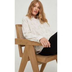 Answear Lab koszula z lnem damska kolor beżowy relaxed z kołnierzykiem klasycznym. Brązowe koszule Answear Lab, m, bez wzorów, z tkaniny, klasyczne, bez kołnierzyka, bez ramiączek. W wyprzedaży za 119.99 zł.