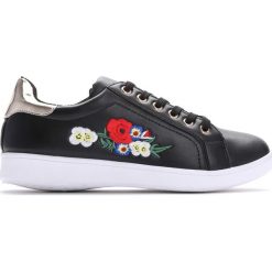 Czarne Buty Sportowe Broken Strings. Buty sportowe lifestyle marki NEWFEEL. Za 39.99 zł.