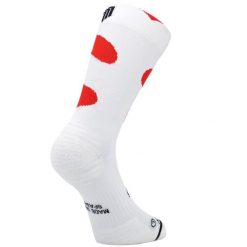 KINETIC RED - SKARPETKI DO BIEGANIA. Czerwone skarpetki SPORCKS, bez wzorów, z nylonu. Za 156.00 zł.