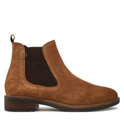 Botki s.Oliver. Brązowe botki S.Oliver, bez wzorów, bez obcasa, na płaskiej podeszwie, bez zapięcia. Za 229.99 zł.