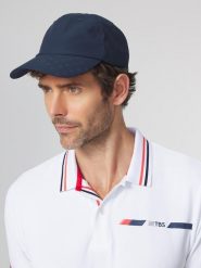 Czapka z daszkiem TBS Quickcap. Niebieskie czapki z daszkiem TBS, bez wzorów, z materiału, sportowe. Za 207.05 zł.