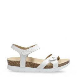 Sandały damskie Panama Jack Sulia Basics B1. Białe sandały Panama Jack, bez wzorów, z materiału, eleganckie, bez obcasa, bez zapięcia. Za 500.00 zł.