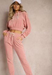Różowy Komplet Dresowy z Dodatkiem Bawełny Spodnie z Gumką w Pasie i Bluza z Kapturem Hasaria. Czerwone bluzy Renee, l, bez wzorów, z bawełny, bez ramiączek, z kapturem. W wyprzedaży za 111.99 zł.