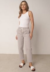 Szare Bawełniane Jeansy Typu Mom Fit z Wysokim Stanem i Sznurkiem Viviarinia. Szare jeansy Born2be, l, bez wzorów, z bawełny, z podwyższonym stanem. Za 129.99 zł.