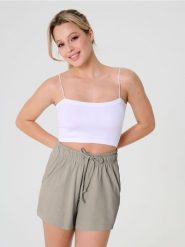 Szorty dresowe - beżowy. Brązowe szorty sportowe Sinsay, bez wzorów, z dresówki. Za 39.99 zł.