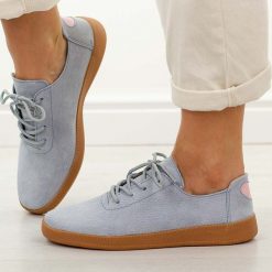 Niebieskie skórzane półbuty damskie T.Sokolski w26-611. Niebieskie półbuty wsuwane Sokolski, na jesień, bez wzorów, z jeansu, casualowe, z okrągłym noskiem, bez obcasa. W wyprzedaży za 179.10 zł.