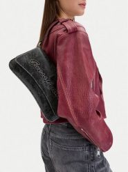 Guess Jeans Torebka CWBEO-GUESS-B-013-09 Czarny. Czarne torebki klasyczne Guess Jeans, z aplikacjami, z jeansu, bez dodatków. Za 229.99 zł.