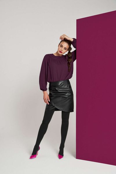 Koszula z bufiastymi rękawami. Bluzki MOODO, bez wzorów, z poliesteru, bez kołnierzyka, bez ramiączek. W wyprzedaży za 29.99 zł.