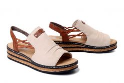 RIEKER 62962-60 beige, sandały damskie. Brązowe sandały Rieker, bez wzorów, bez obcasa, bez zapięcia. Za 254.92 zł.