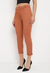 Brązowe Spodnie z Regularną Talią i Gumką w Pasie Suirelle. Brązowe jeansy Born2be, m, bez wzorów, z jeansu, eleganckie. Za 149.99 zł.