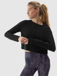 4F Longsleeve crop-top do jogi z dodatkiem modalu damski - czarny M. Czarne topy 4f, m, bez wzorów, z dzianiny, bez kołnierzyka, bez ramiączek. W wyprzedaży za 29.99 zł.
