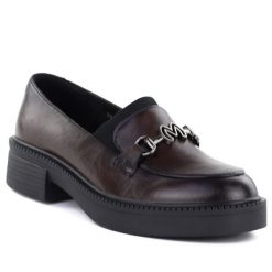 Skórzane lordsy damskie mokasyny na grubej podeszwie bordowe Vinceza 39985. Czerwone mokasyny VINCEZA, z aplikacjami, ze skóry. Za 169.99 zł.