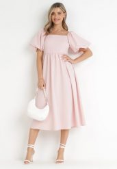 Różowa Rozkloszowana Sukienka Midi z Bufiastymi Rękawami i Kwadratowym Dekoltem Ceania. Czerwone sukienki Born2be, na co dzień, l, bez wzorów, z tkaniny, eleganckie, bez kołnierzyka, bez ramiączek, midi, proste. W wyprzedaży za 90.99 zł.