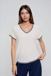 Bluzka z bawełny biała. Białe bluzki MOODO, bez wzorów, z bawełny, bez kołnierzyka, bez ramiączek. Za 69.99 zł.