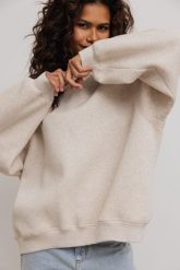 Bluza damska o prostym kroju w kolorze LATTE MELANGE - OHIO. Brązowe bluzy bez kaptura Marsala, m, bez wzorów, z bawełny, bez kaptura. Za 349.90 zł.