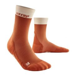 Skarpety do biegania damskie CEP Bloom kompresyjne krótkie. Brązowe skarpetki CEP, bez wzorów. Za 69.00 zł.