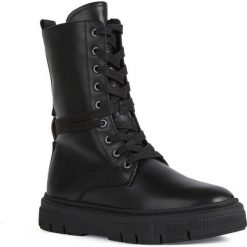 Botki damskie czarne Geox D26TZE D ISOTTE 39. Czarne botki Geox, bez wzorów, bez obcasa, bez zapięcia. Za 509.00 zł.