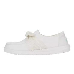 HeyDude Damskie Mokasyny Wendy Bow Essentials. Białe mokasyny Hey dude, bez wzorów, z materiału. Za 219.00 zł.